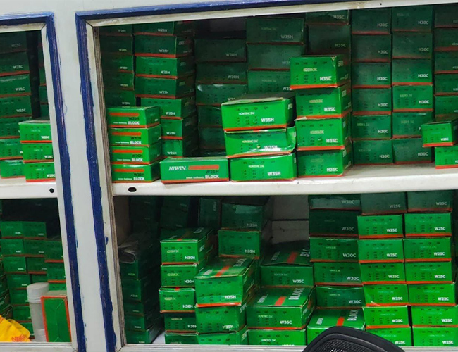 Industrial bearings and machinery components by Maruthi Bearing & Tools